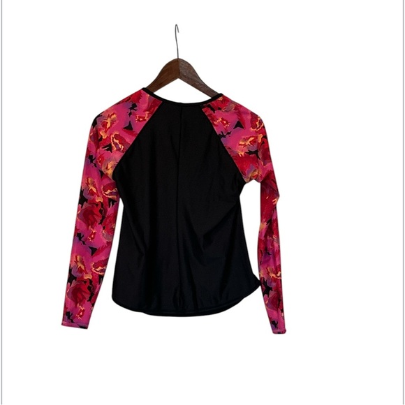 New Womens Long Sleeve Rash Guard - All in Motion™ Black & Pink Floral, Small - Picture 4 of 5